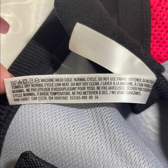 🍂 Red and Gray Victoria Sport by  Victoria's Secret Sports Bras EUC - Picture 5 of 7